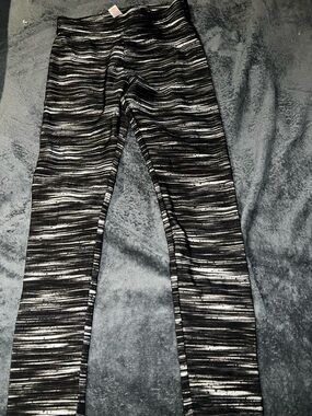 Striped Black & White Active Leggings